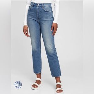 High Rise Cheeky Straight Jeans with Washwell